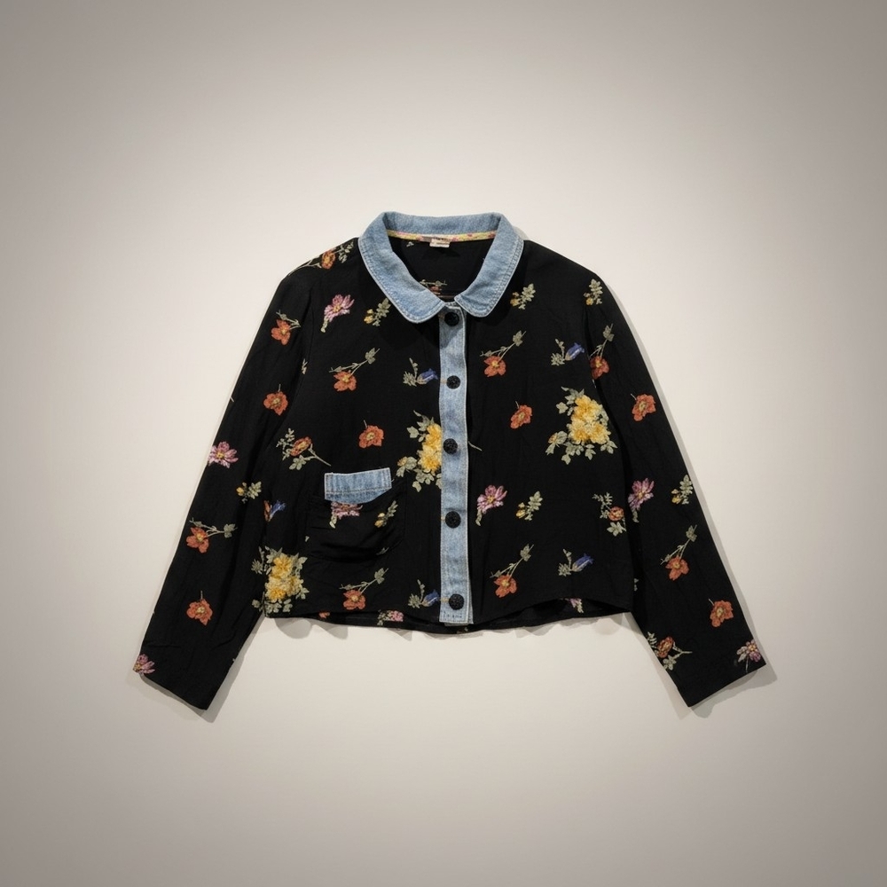 Vintage 90s Floral Rayon Blouse Denim Trim M